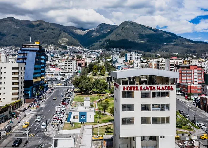 Val Santamaria Quito