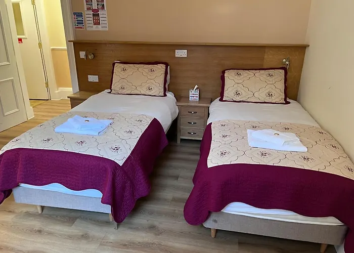 Cumberland Hotel
