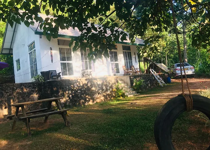 Little Wood Villa And Retreats Doluwa