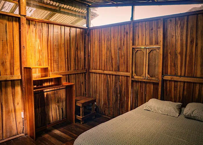 Flutterby House Hostel