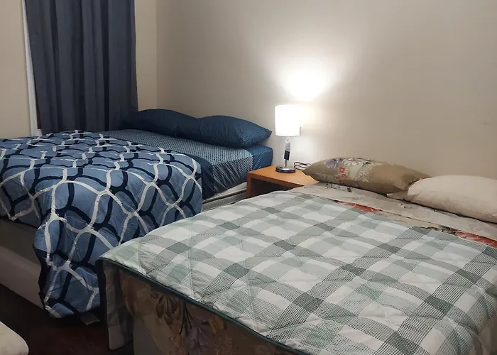 Double Queen Room 6 Minutes Walk To Penn Station Nyc Ewr