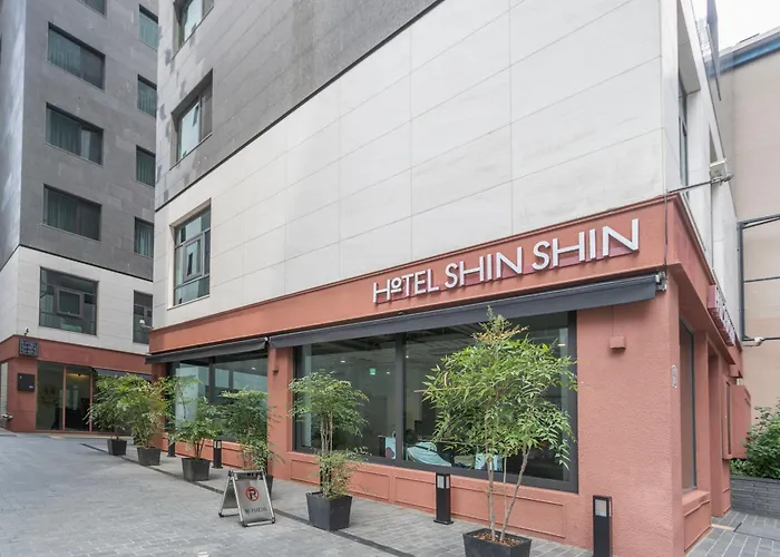 Seoul Hotel Shinshin Myeongdong