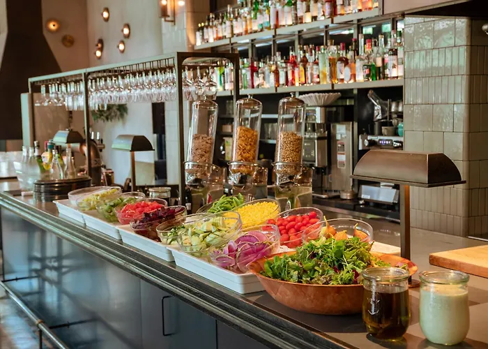 Family Hotel: The Knot Hiroshima