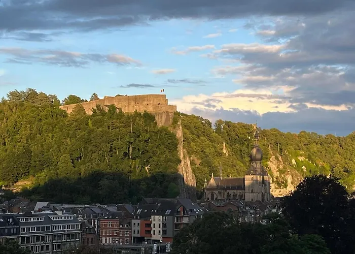 Hostel Splendid Palace Dinant - Vue Meuse & Citadelle