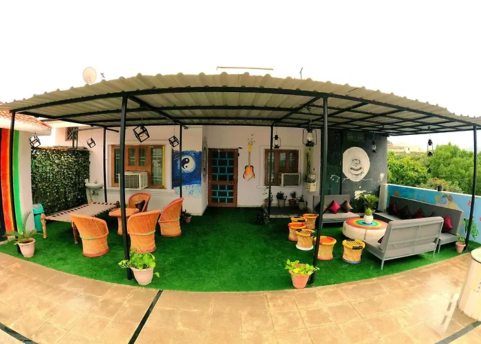 Nomadic Hostel