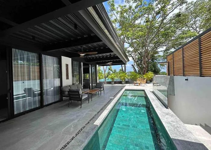 La Lora Hills - Luxury s In Santa Teresa Beach