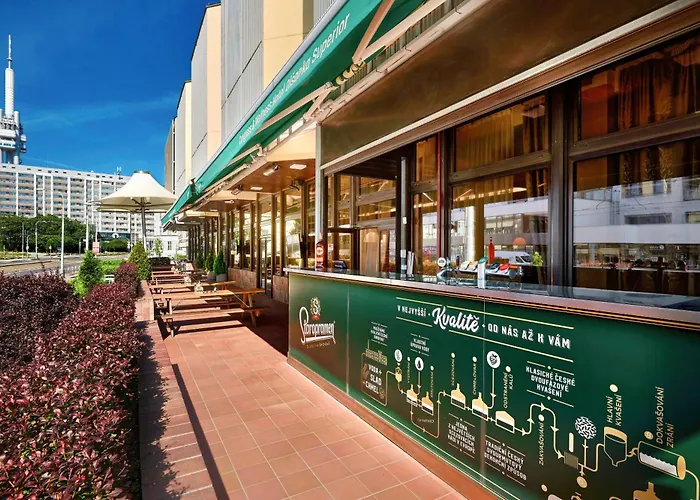 Hotel con tenis: Congress & Wellness Hotel Olsanka