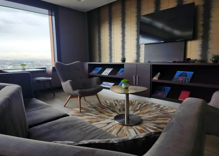 Hotel 5 Estrellas Hilton DoubleTree Bogotá Salitre AR