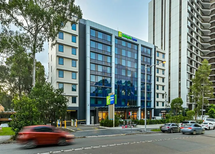 Pet Friendly hotel: Holiday Inn Express Sydney Macquarie Park By Ihg