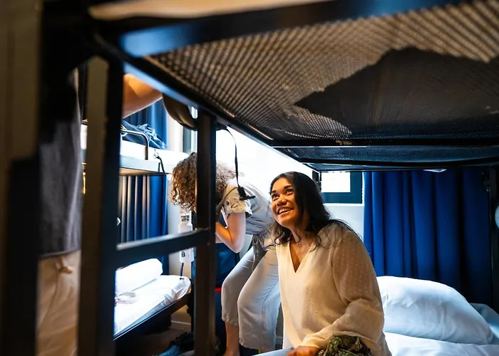 Bud Gett Hostels