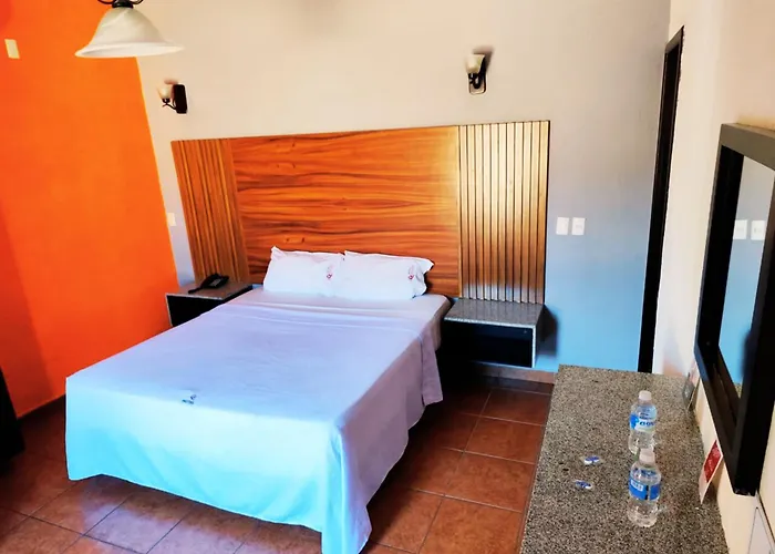 Cheap hotels Aquiles
