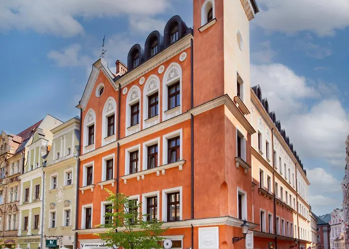 Cheap hotel: Palazzo Rosso Old Town