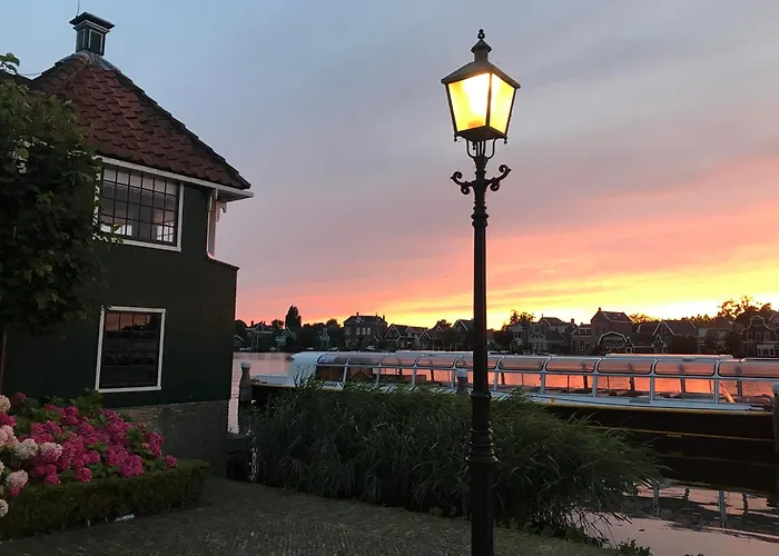 Stay Overnight At Windmill Village Zaanse Schans - Amsterdam
