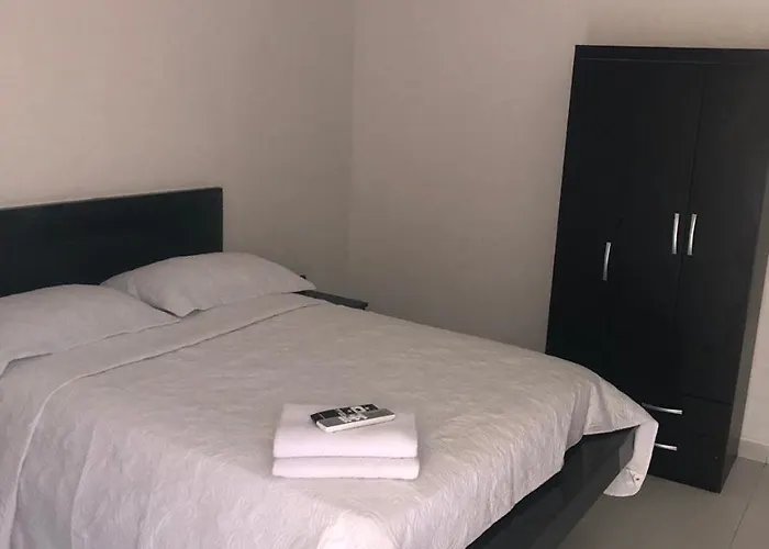 Hotel cerca del colegio: Apartahotel Villa Campestre