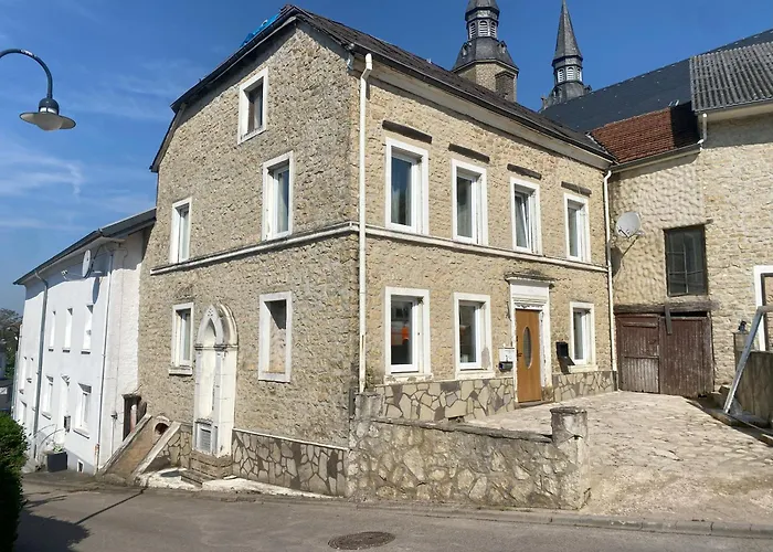 Helfant Luxembourg Deluxe Double Room 5