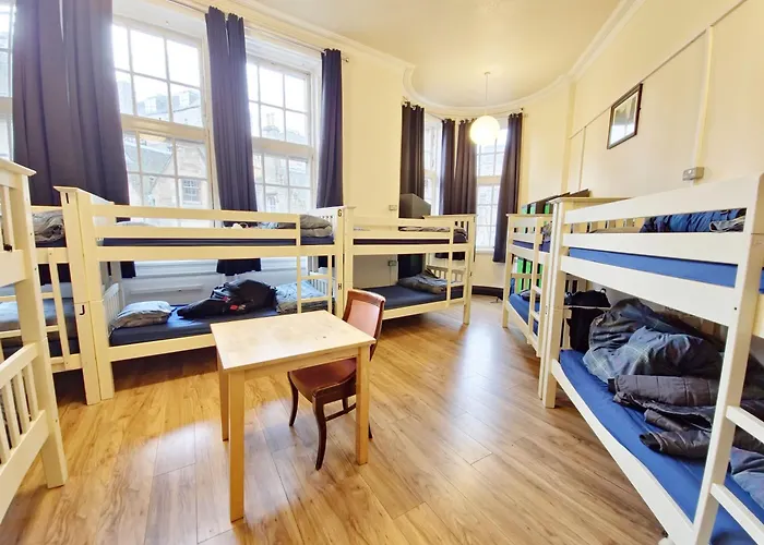 Edinburgh Backpackers - Over 18S Only