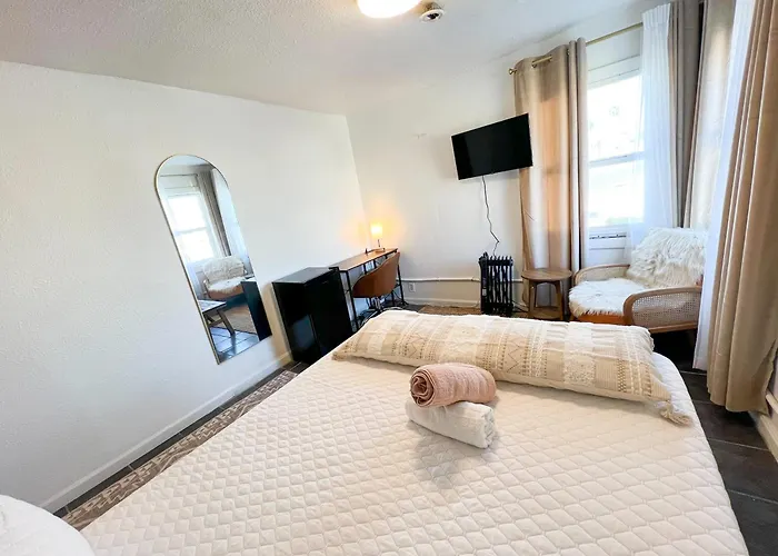 Ith San Diego Beach Bungalow Surf Hostel (Adults Only)