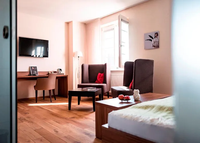 Kunsthotel Drei König Am Marktplatz Stadt