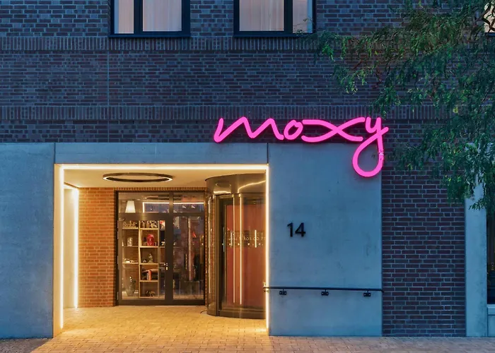 Moxy