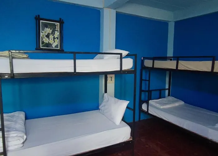 Blue Sunset Hostel