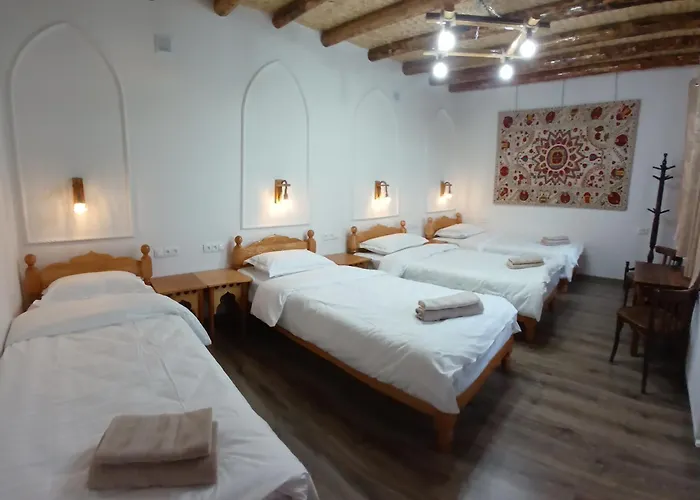 Sarrof Guest House