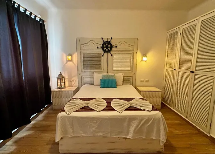 Hotels Close to Airport Coco Rio - Mamitas Beach Area