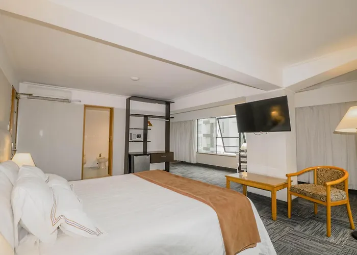 Cheap hotel: Hotel Miramar