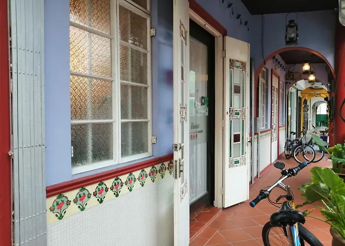 New Great Shanghai Female Hostel
