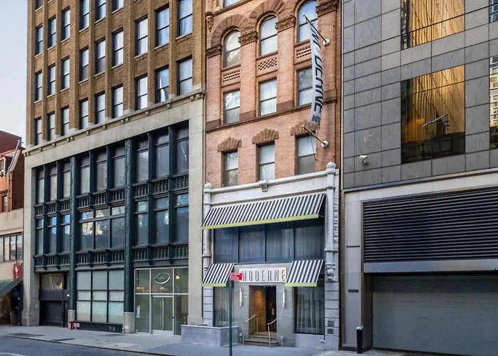 Family Hotel: Moderne Hotel