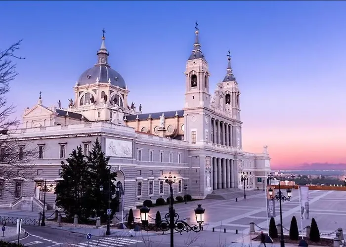 Hostel Puerta Del Angel