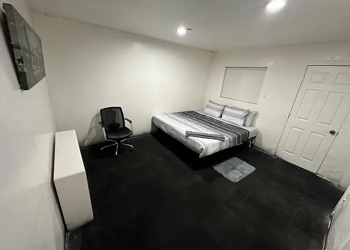 Home For The People In Elmonte