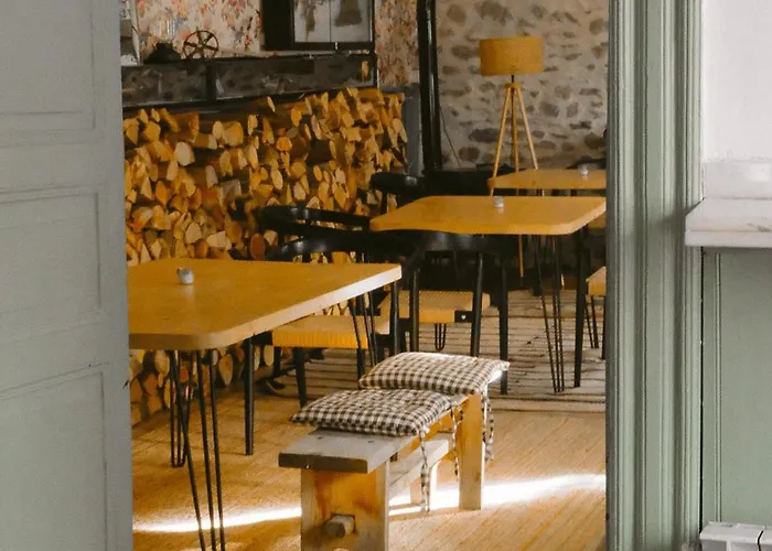 Hostel Baqueira - Refugi Rosta - Alanieve