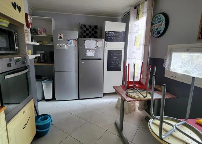 Idéal pour déplacement 4 chambres,5 lits