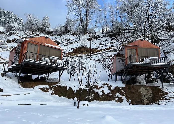 Resort: Glass Cabins By Urban Monk- Unique Centrally Heated Cabins With Electric Blankets