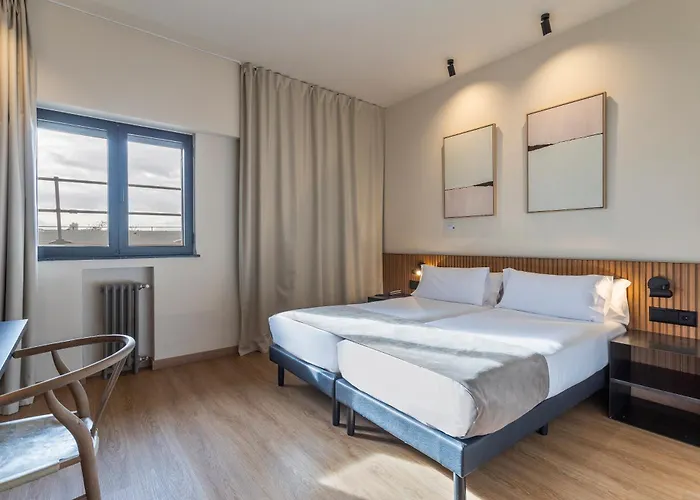 Hotel Acta Madfor