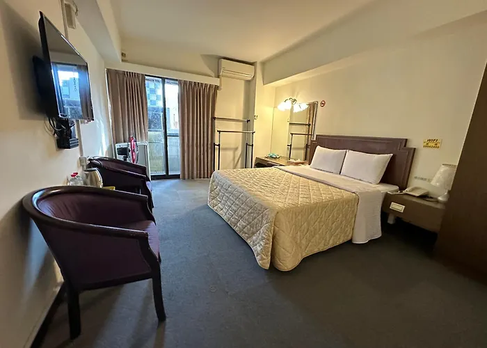 Chian Huei Business Hotel
