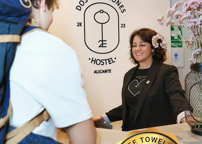 Hostel Dos Estaciones - FREE towels, coffee&tea, remote check-in