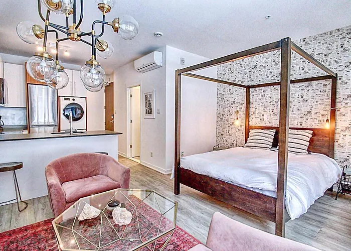 Hotel with view: The Downtown Zando