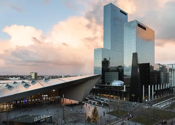 PREMIER SUITES PLUS