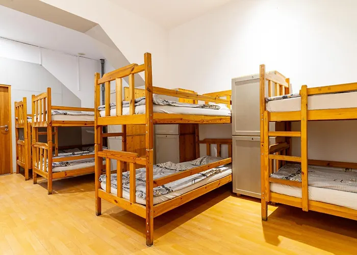 Hostel Orange