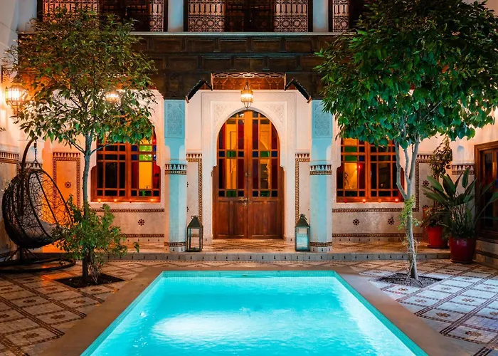  Ysalis Restaurant & Spa