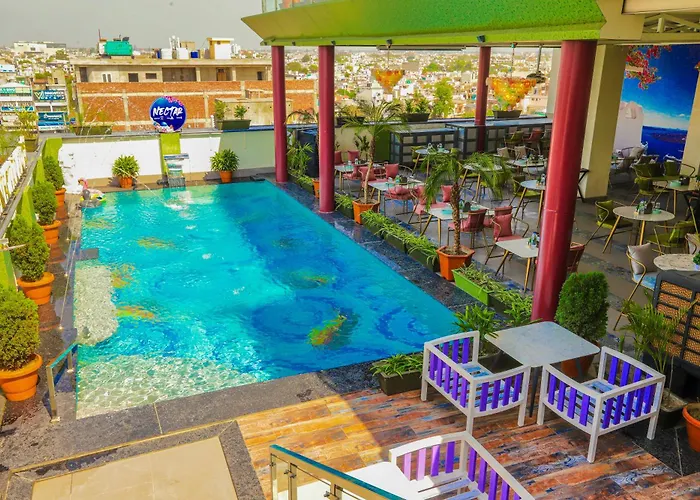 Hk Clarks Inn, Amritsar