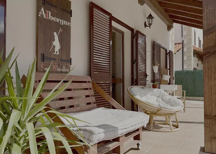 Albergue San Nicolas, Larrasoana