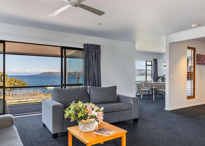 Ika Nui Taupo