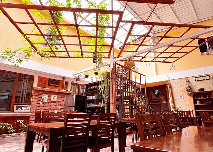 Central hotel: Antigua Inn Hotel