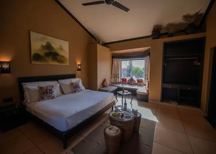 Hotels with tennis Clarks Safari Pushkar