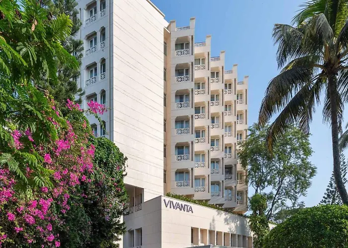 5 star hotel: Vivanta Ernakulam, Marine Drive