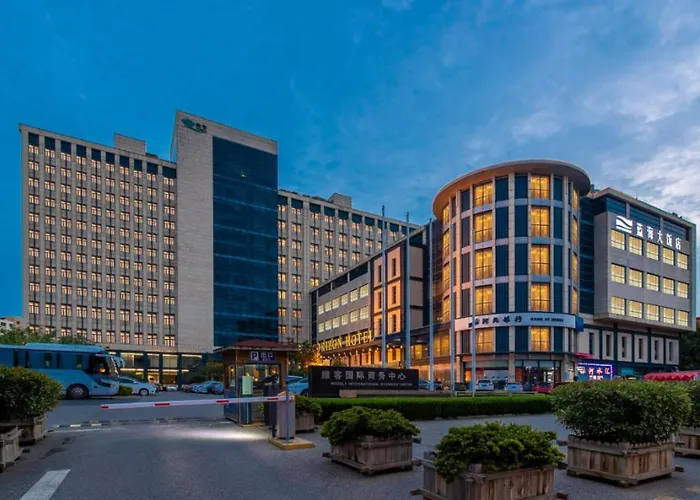 Qingdao Blue Horizon Hotel - Licang