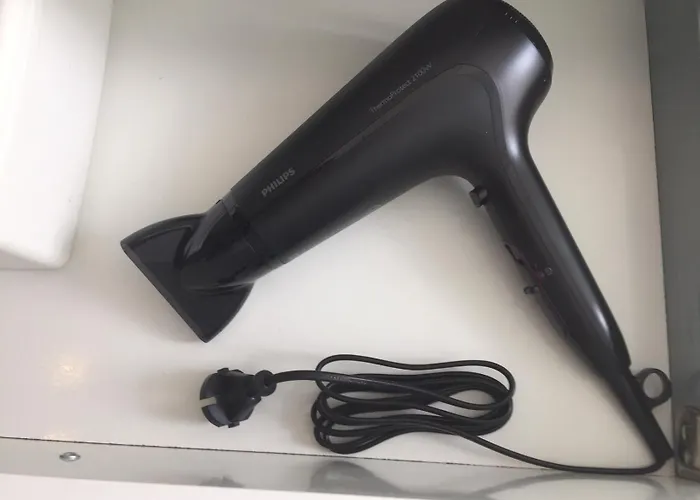 Hotel near College: Guest House Casa Dos Reis