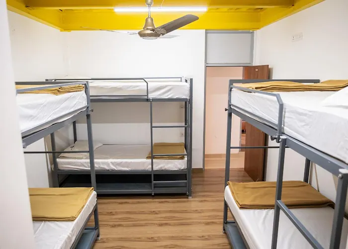 Stopover Backpackers Stay
